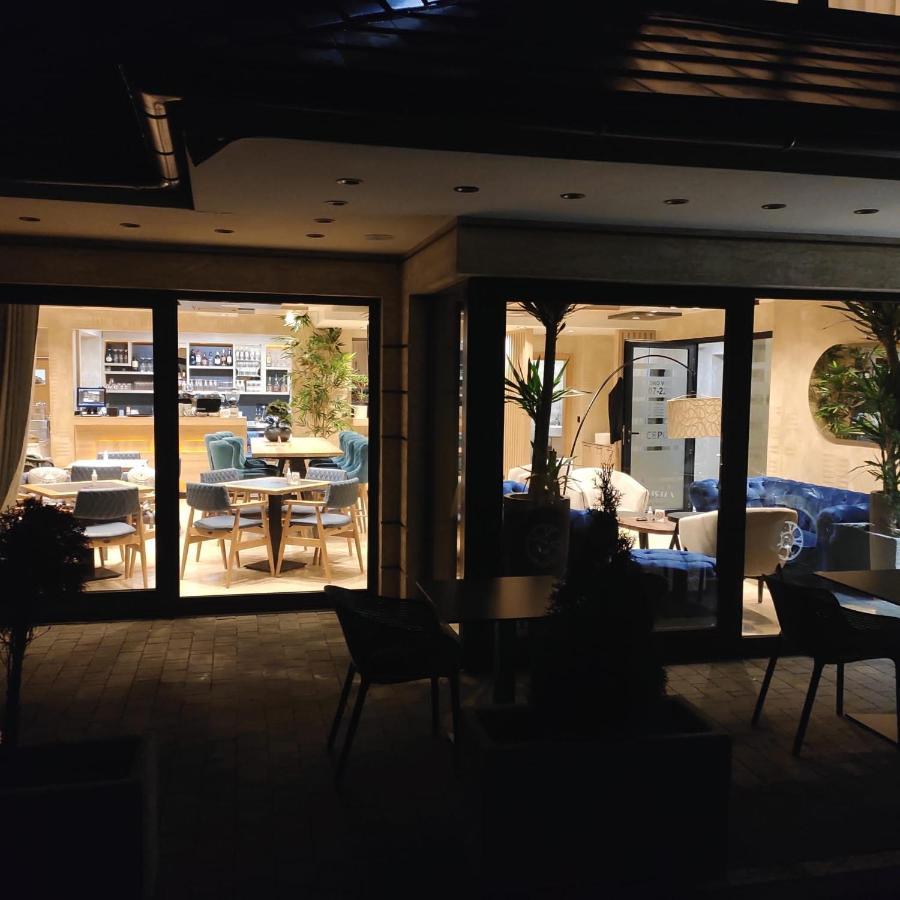 Malaviko, Bazen&Spa ズラティボール エクステリア 写真